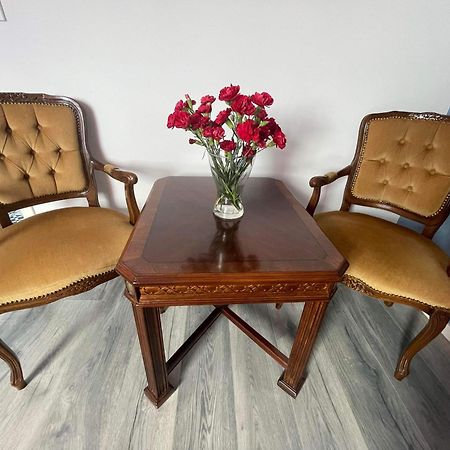 Oedeshoeg Modernt Och Stilfullt B&B Ngoại thất bức ảnh