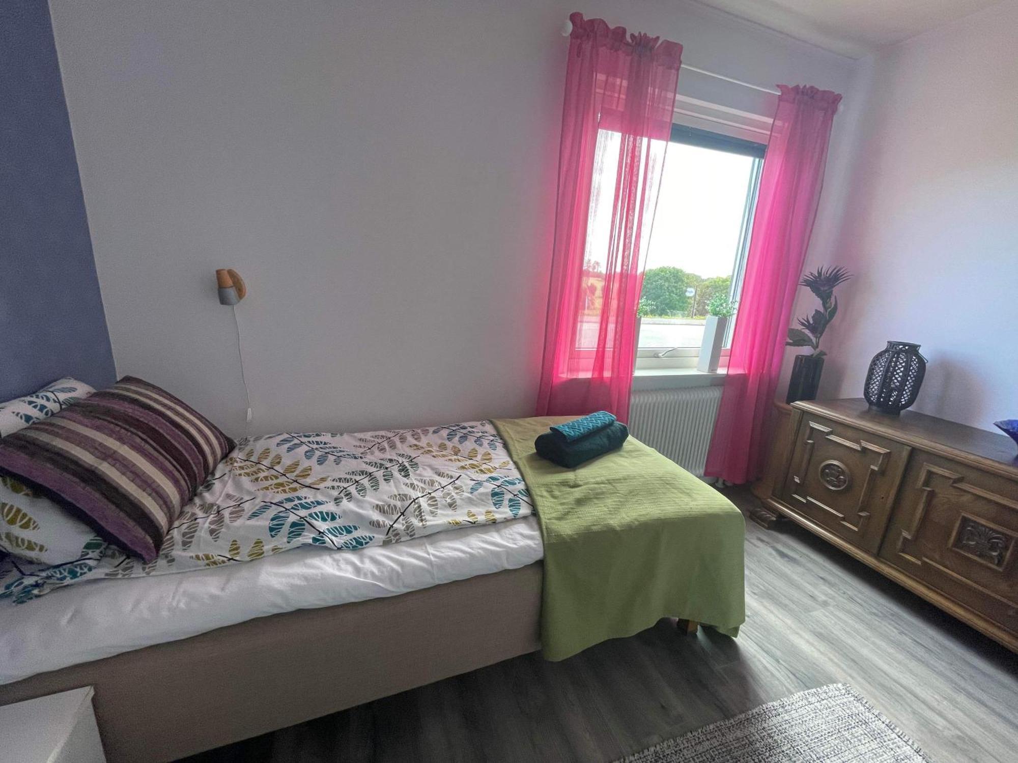 Oedeshoeg Modernt Och Stilfullt B&B Ngoại thất bức ảnh