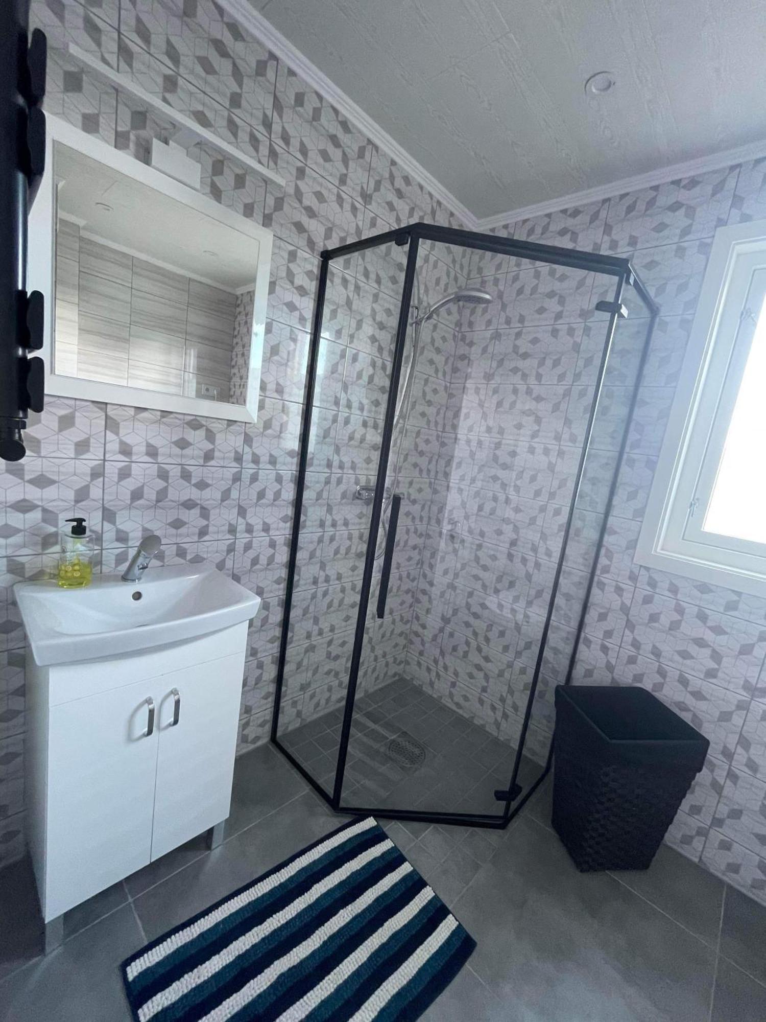 Oedeshoeg Modernt Och Stilfullt B&B Ngoại thất bức ảnh